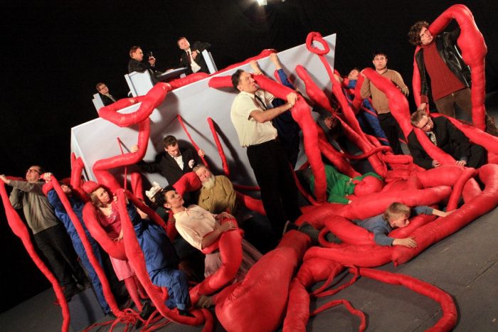 Tower Songspiel, a videopiece by Chto Delat